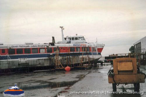SRN4 Sure (GH-2005) being broken up at Dover -   (submitted by The <a href='http://www.hovercraft-museum.org/' target='_blank'>Hovercraft Museum Trust</a>).